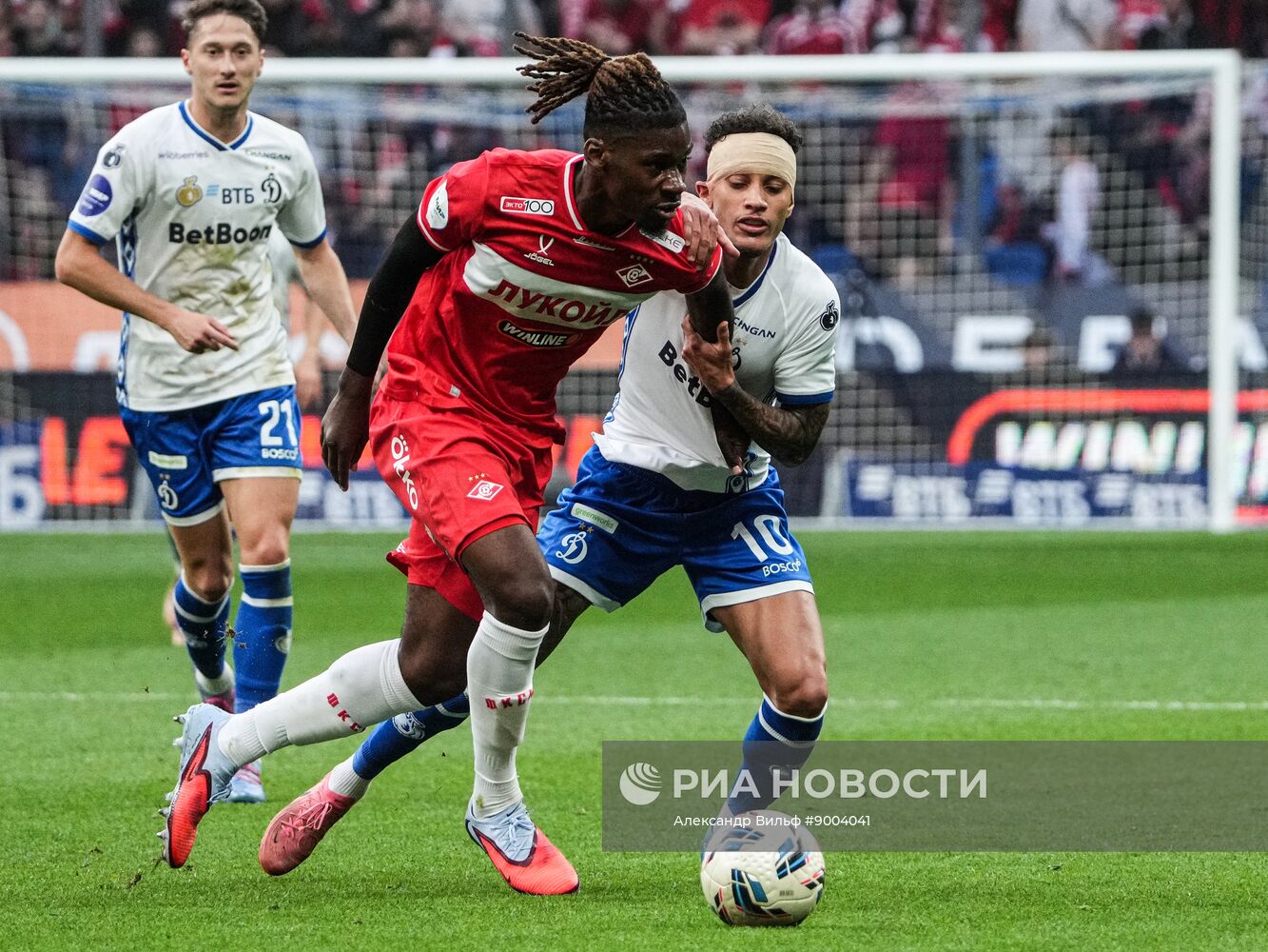 Футбол. РПЛ. Матч "Динамо" (Москва) - "Спартак" (Москва)