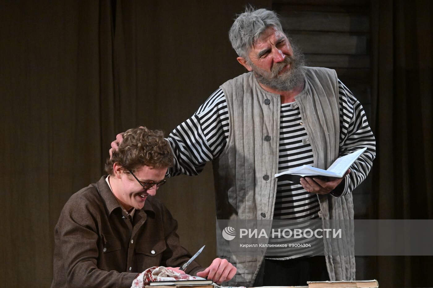 Спектакль "Охота жить" на сцене театра "Современник"