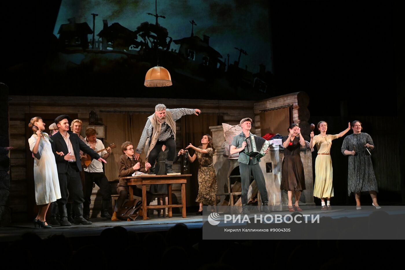 Спектакль "Охота жить" на сцене театра "Современник"