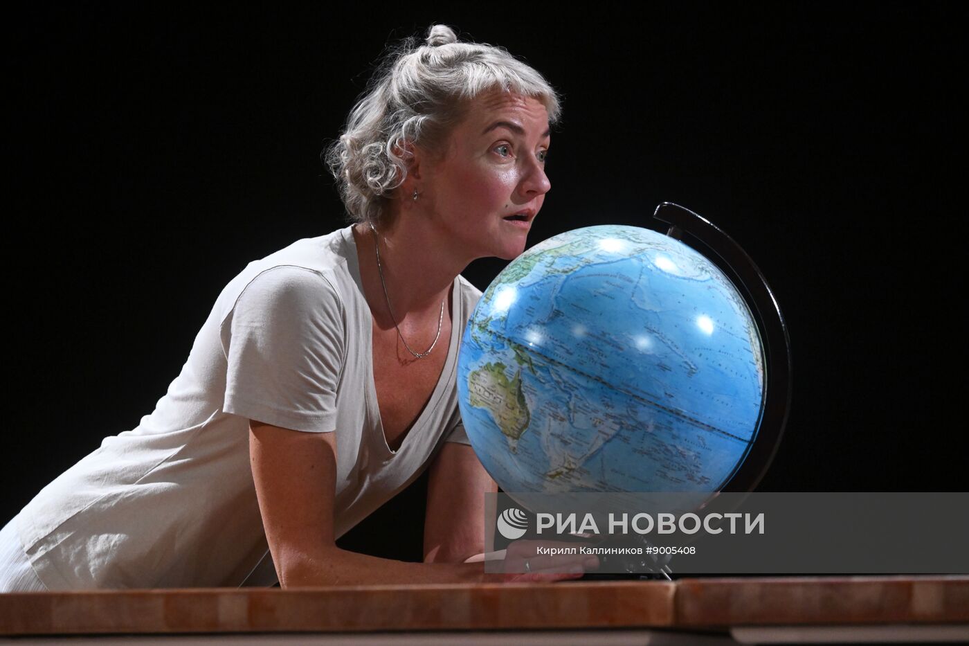 Спектакль "Сцены из супружеской жизни" в Московском театре "Et Cetera"