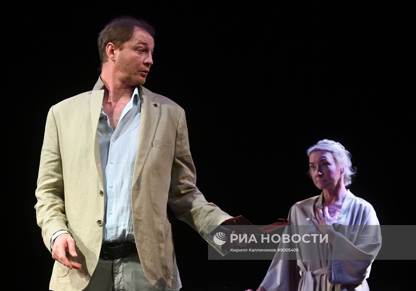 Спектакль "Сцены из супружеской жизни" в Московском театре "Et Cetera"