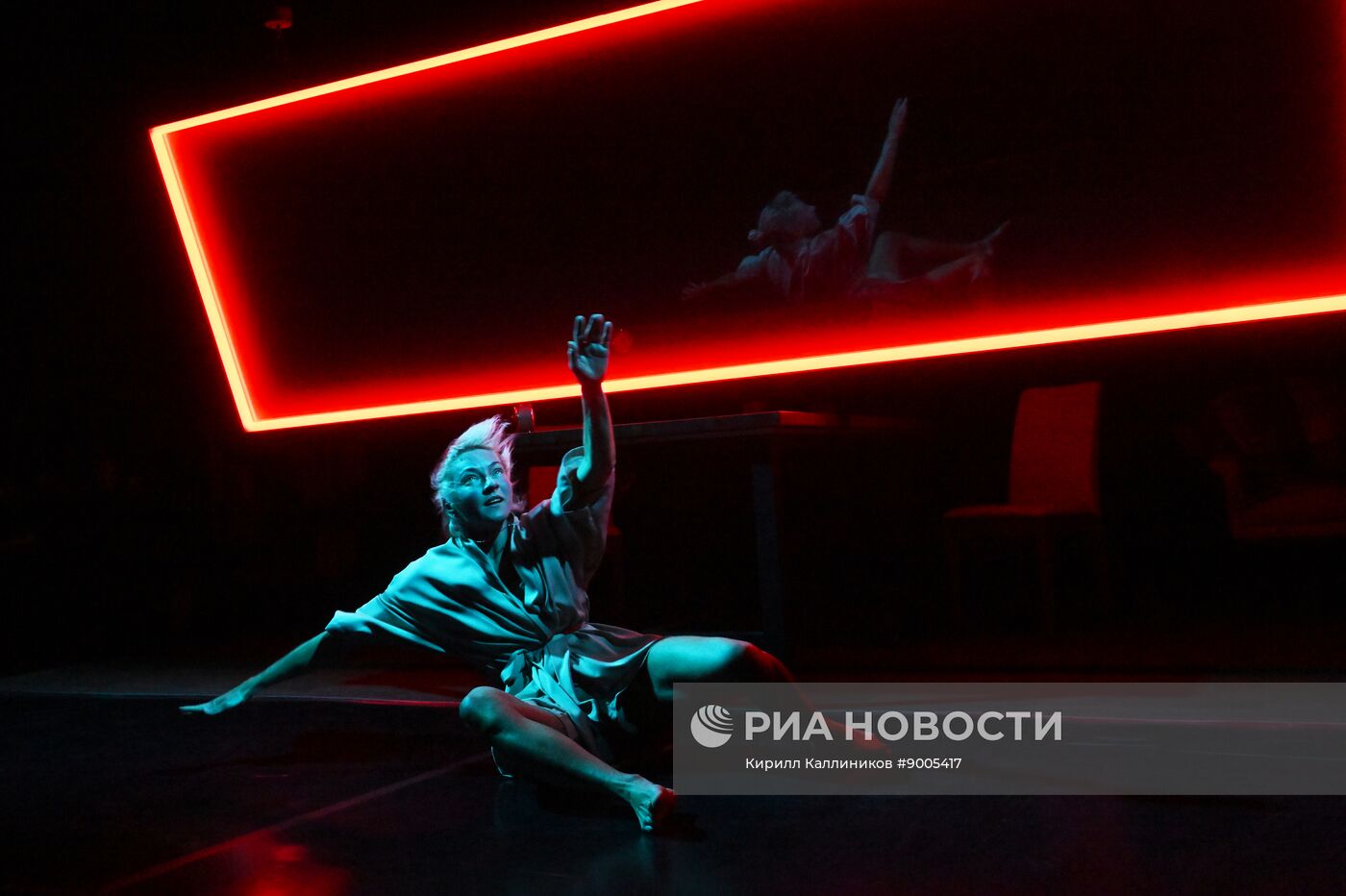 Спектакль "Сцены из супружеской жизни" в Московском театре "Et Cetera"