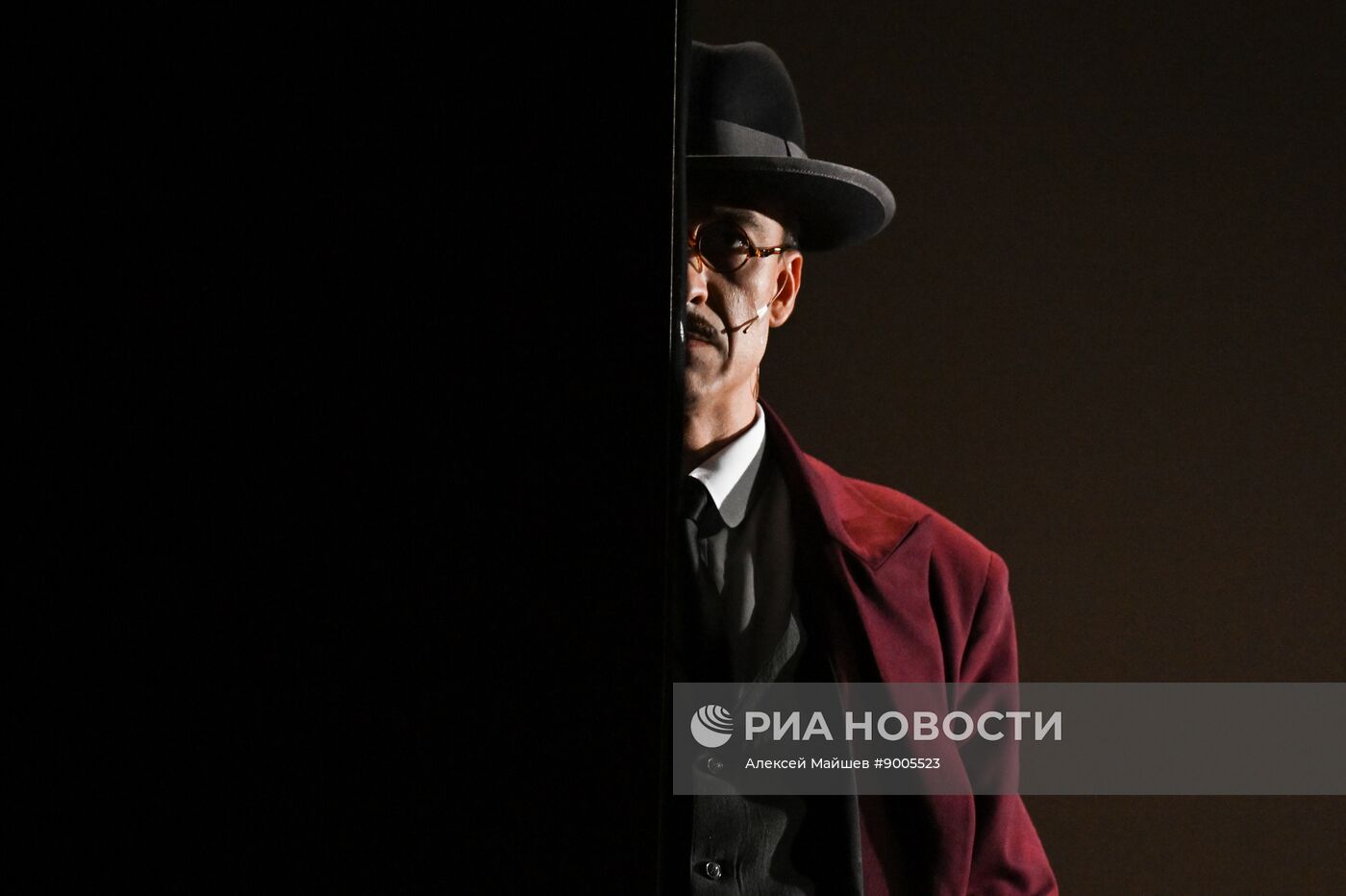 Спектакль "Защита Лужина" в Малом театре