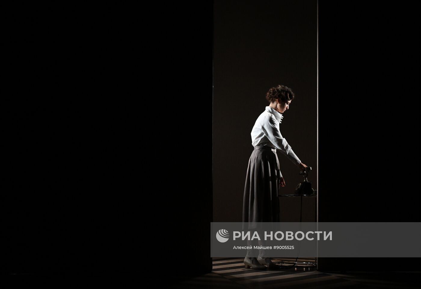 Спектакль "Защита Лужина" в Малом театре