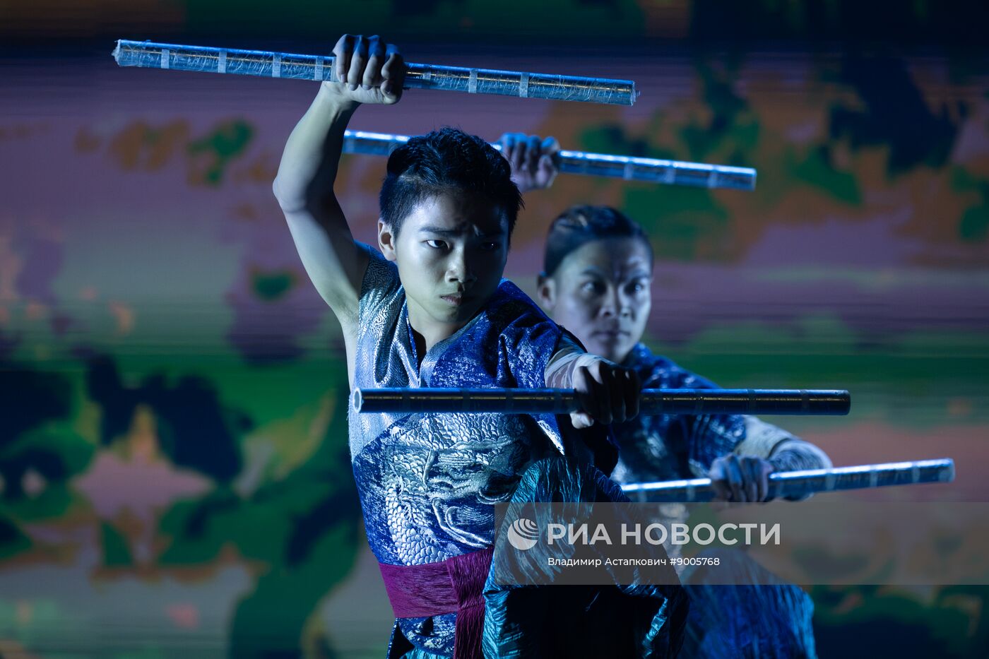 Спектакль "Одиннадцать воинов" китайской труппы боевых искусств "Лун Юнь"