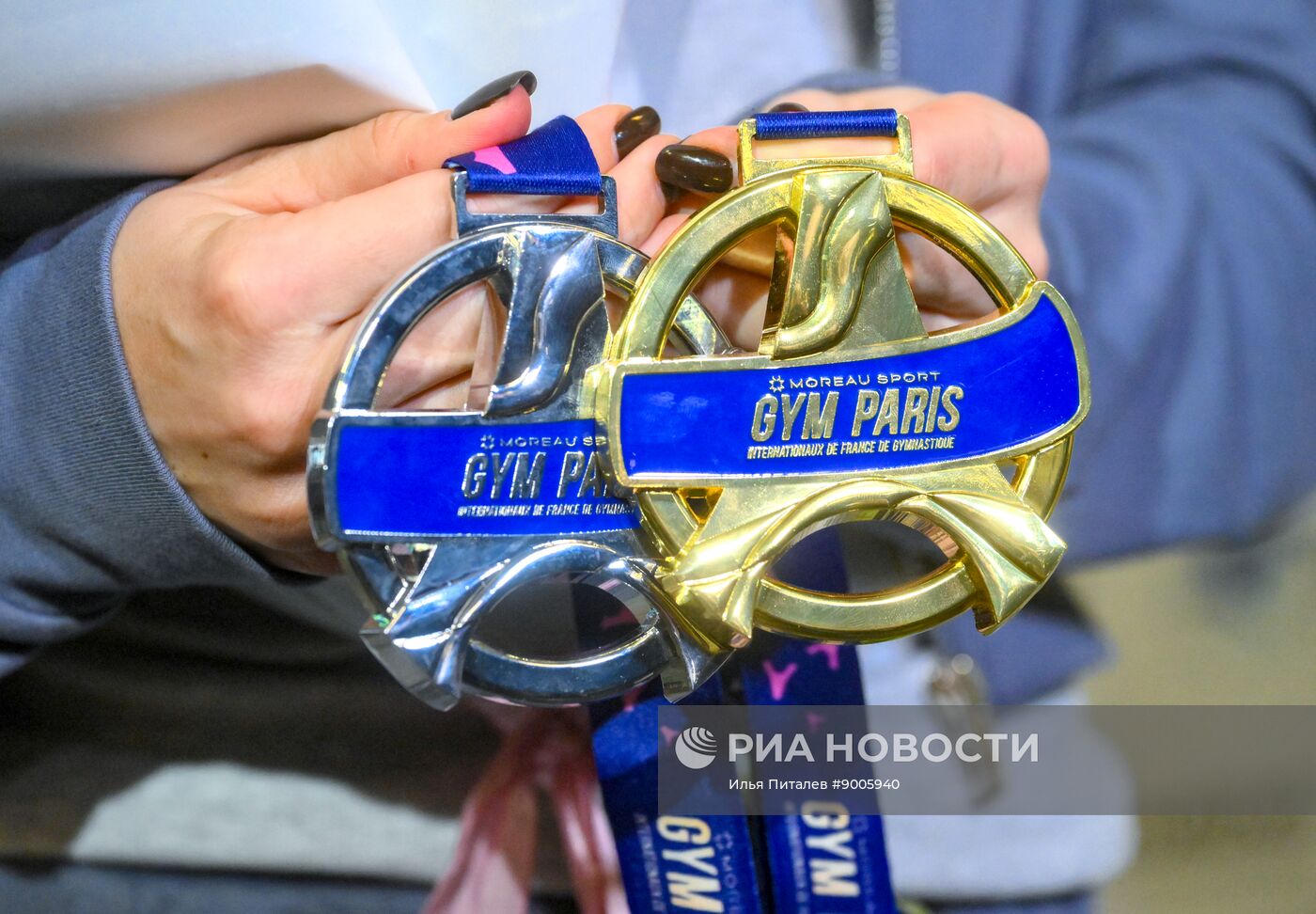 Встреча гимнастки А. Мельниковой, завоевавшей золото на международном турнире