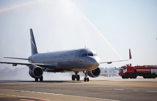 Первый рейс после возобновления работы аэропорта Краснодара