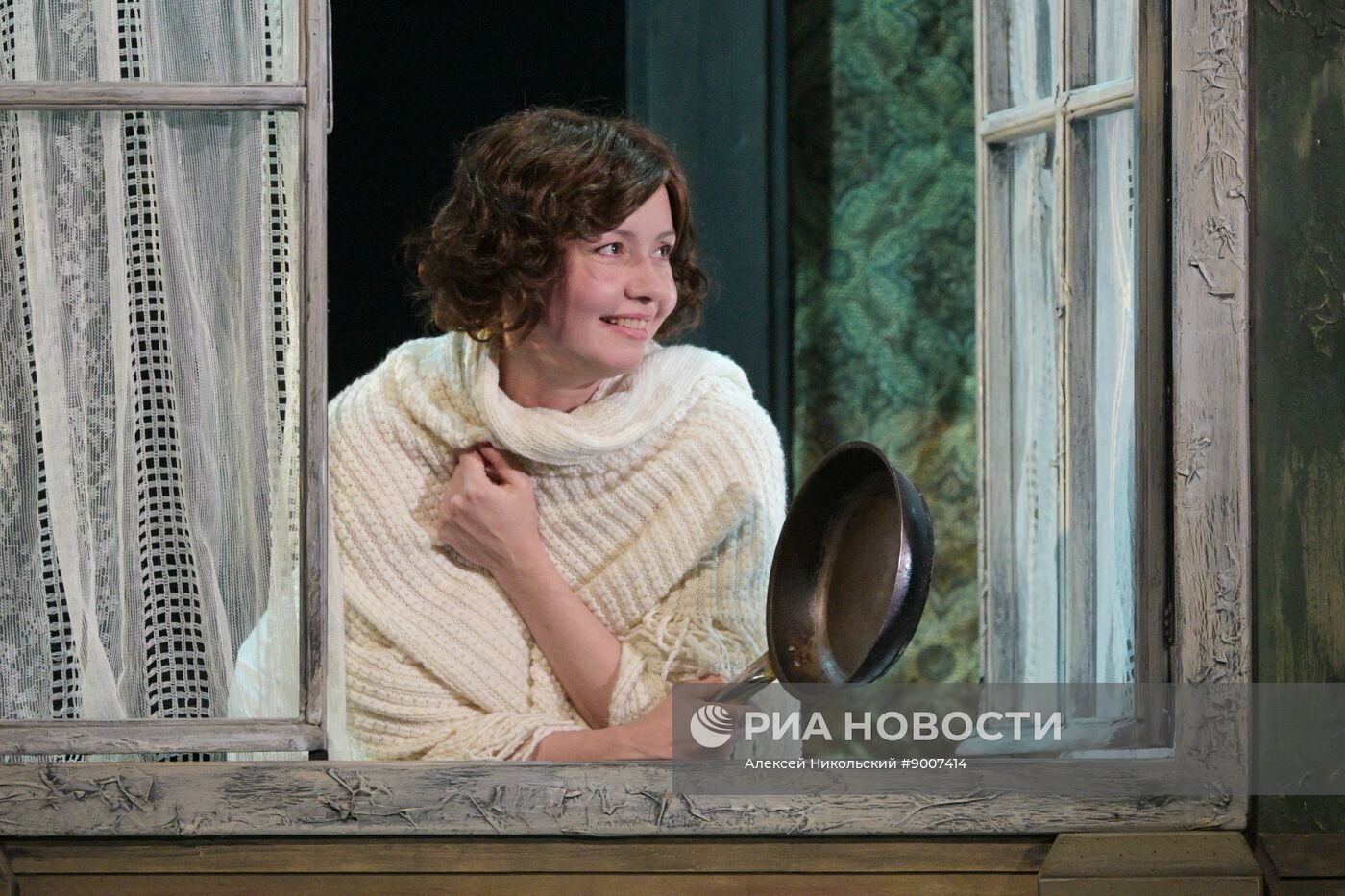 Спектакль "Старший сын" в Московском Губернском театре