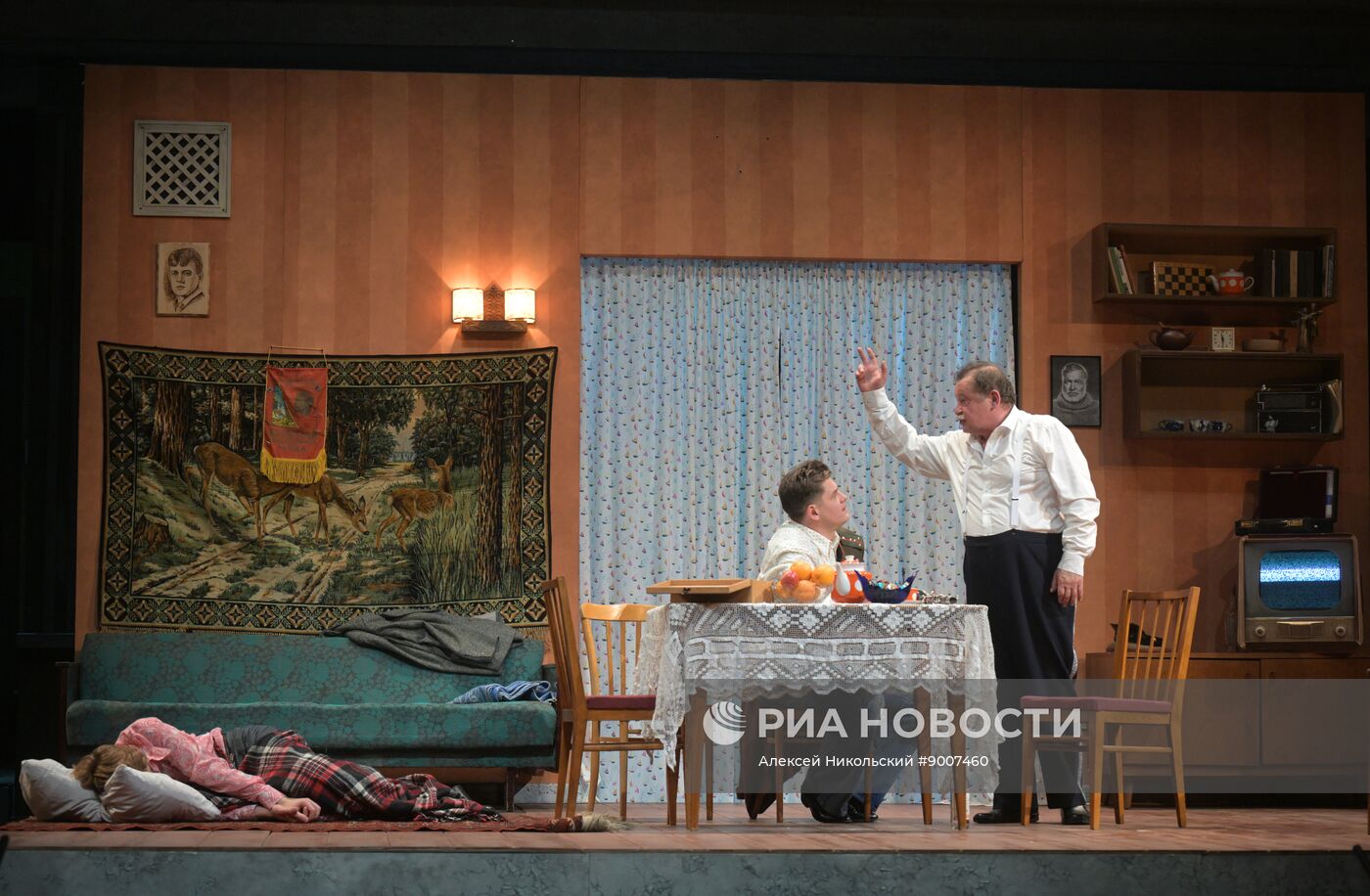 Спектакль "Старший сын" в Московском Губернском театре