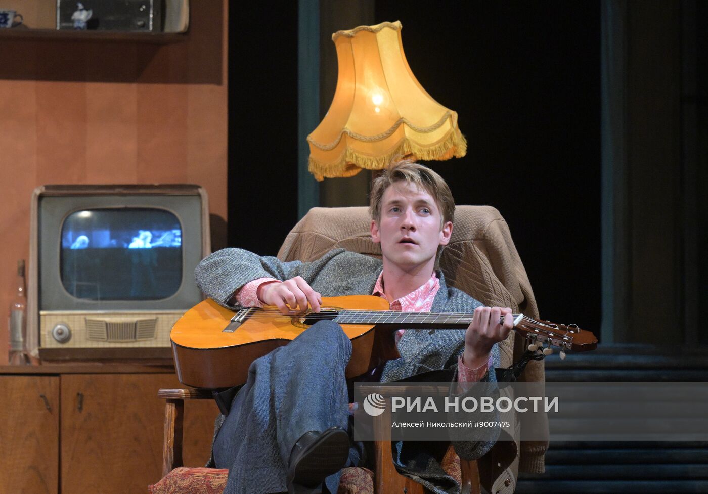 Спектакль "Старший сын" в Московском Губернском театре