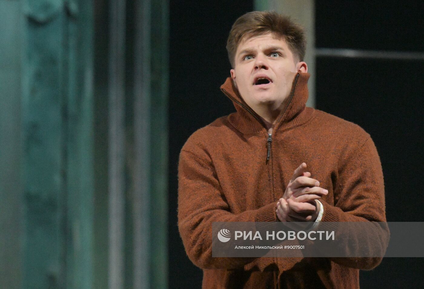 Спектакль "Старший сын" в Московском Губернском театре