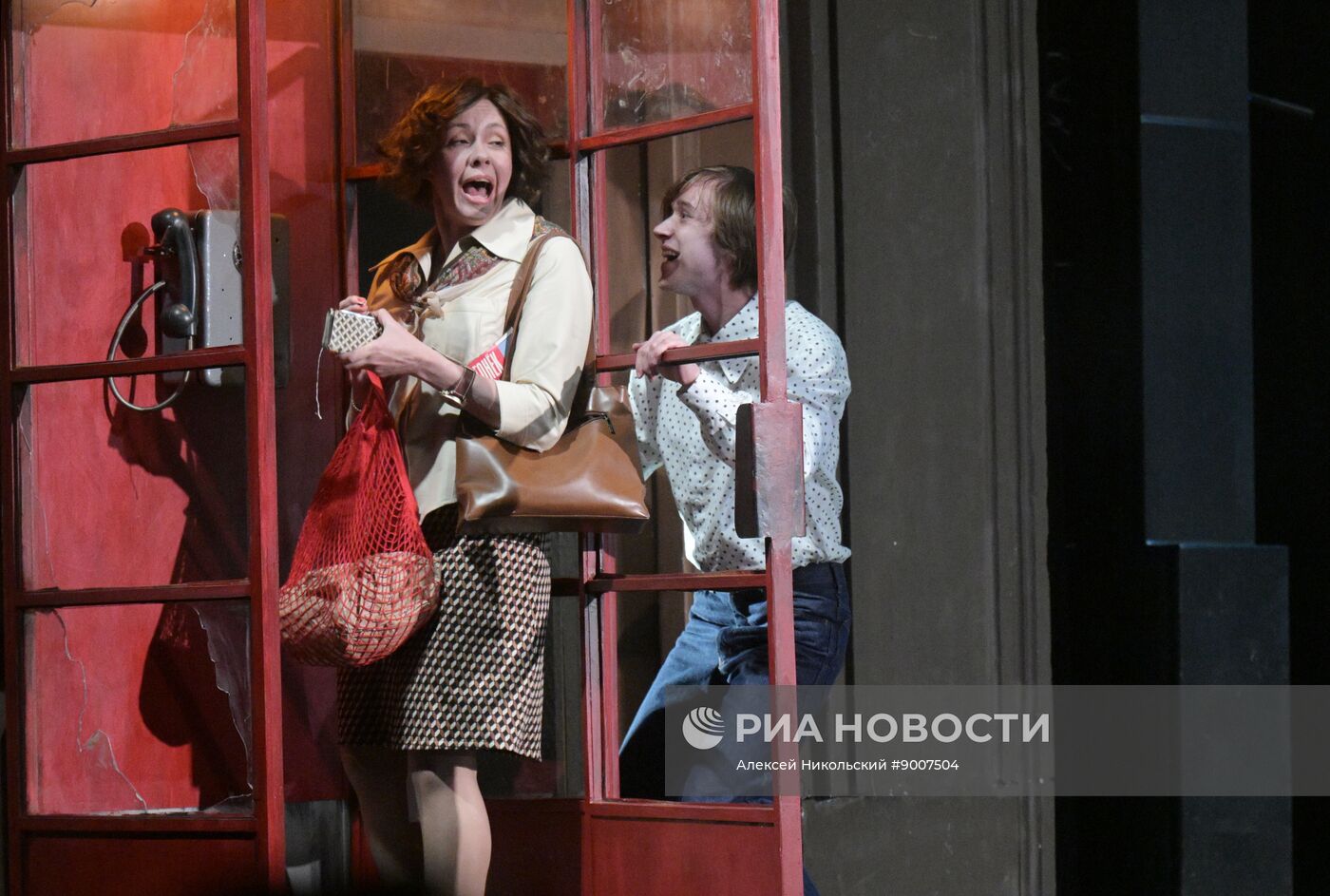 Спектакль "Старший сын" в Московском Губернском театре