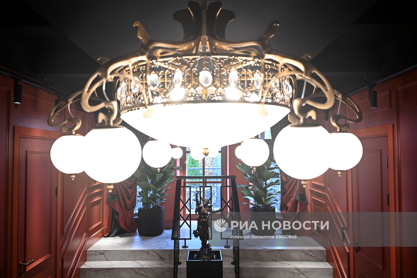 Владимир Машков представил обновленную сцену Театра Олега Табакова