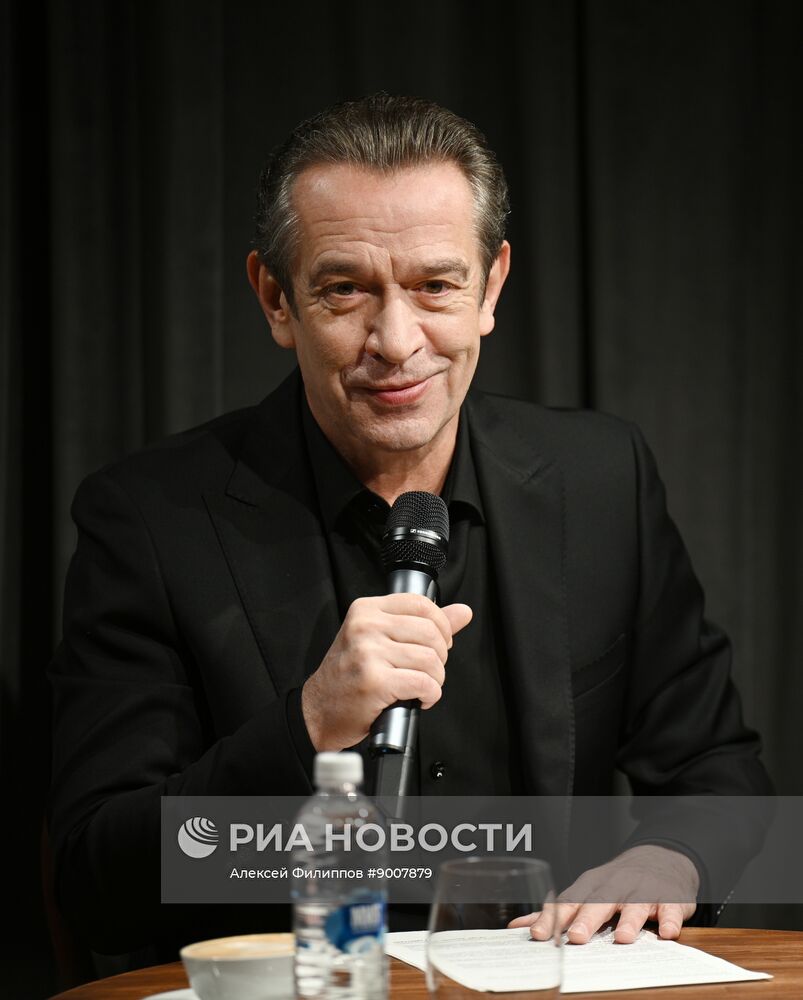 Владимир Машков представил обновленную сцену Театра Олега Табакова