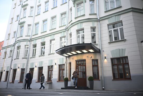 Владимир Машков представил обновленную сцену Театра Олега Табакова