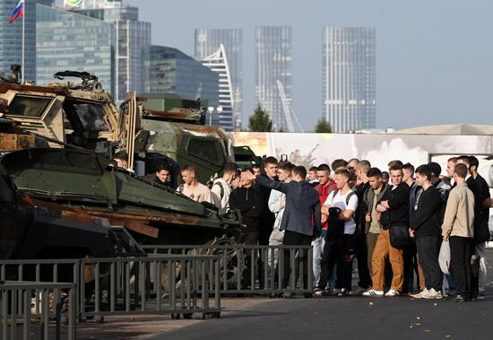 Открытие экспозиции "СВО. Zащитники Отечества"