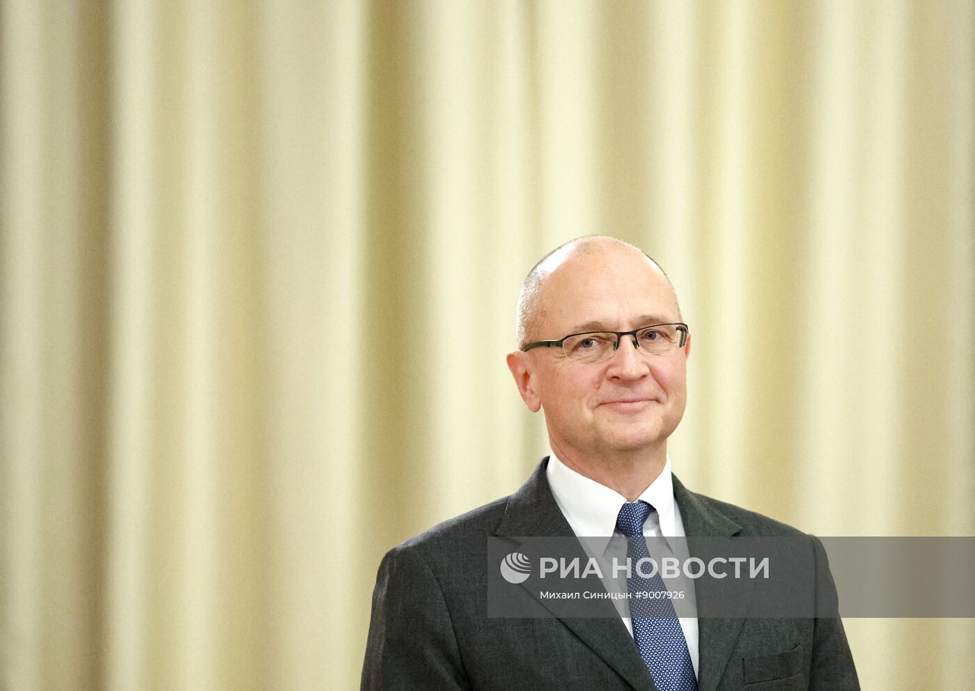 Президент Владимир Путин провел встречу с руководителями фракций политических партий в Госдуме РФ