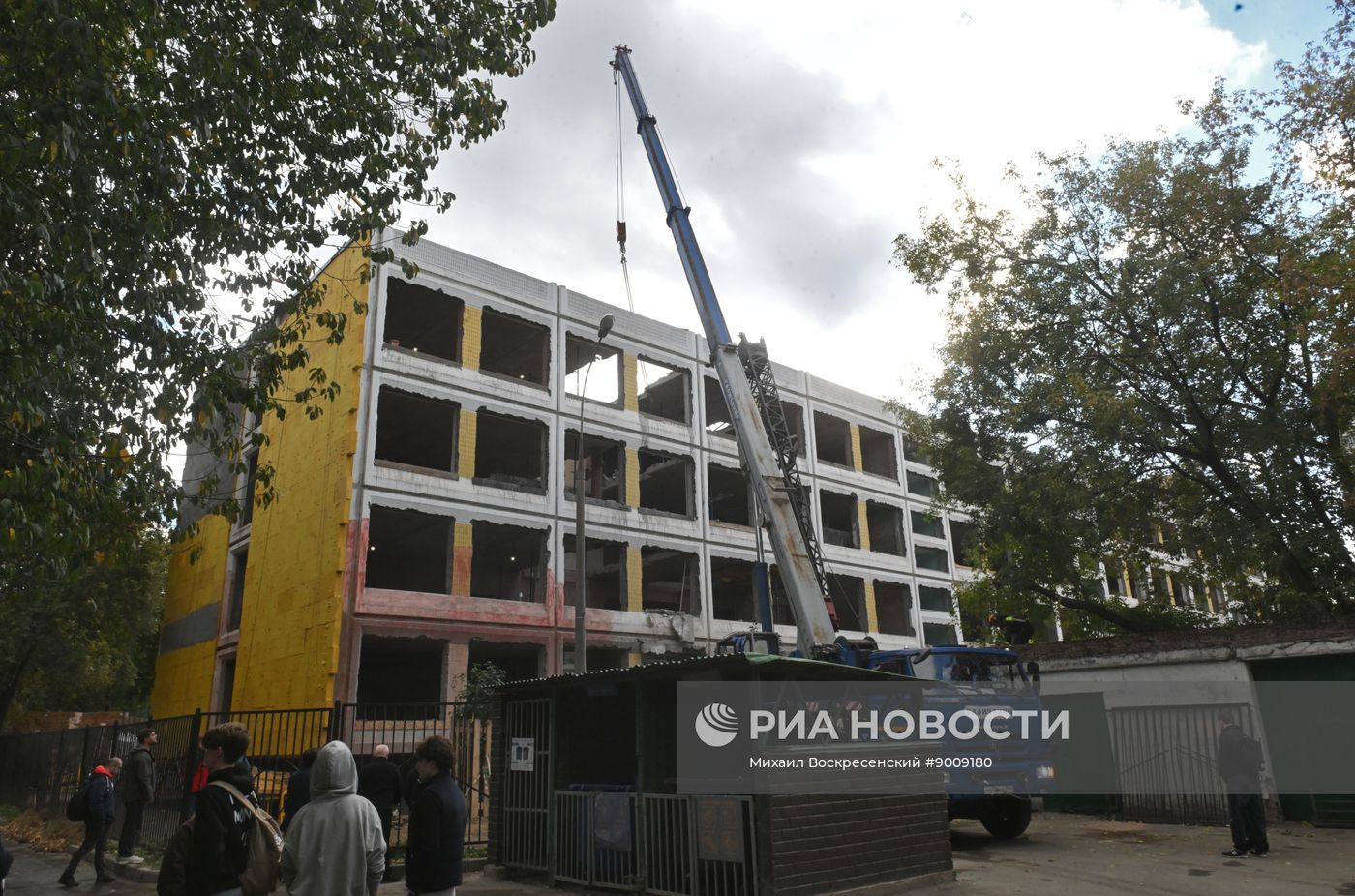 Обрушение произошло во время ремонта в школе на востоке Москвы