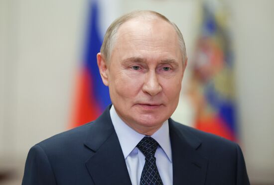 Видеообращение президента Владимира Путина к участникам "Интервидения"