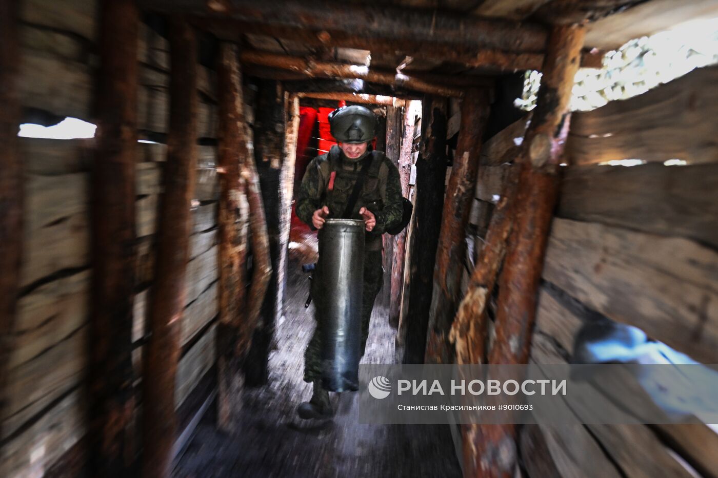 Боевая работа пушки "Гиацинт-Б" 25-й армии группировки войск "Запад" на Краснолиманском направлении СВО