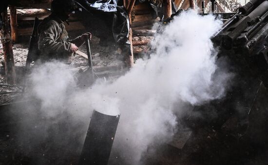 Боевая работа пушки "Гиацинт-Б" 25-й армии группировки войск "Запад" на Краснолиманском направлении СВО 