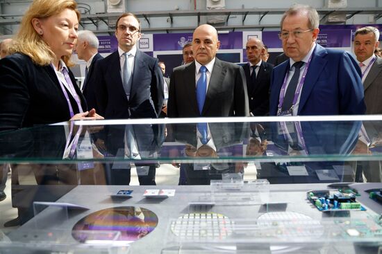 Российский форум "Микроэлектроника 2025" в Сочи