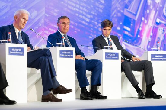 Российский форум "Микроэлектроника 2025" в Сочи