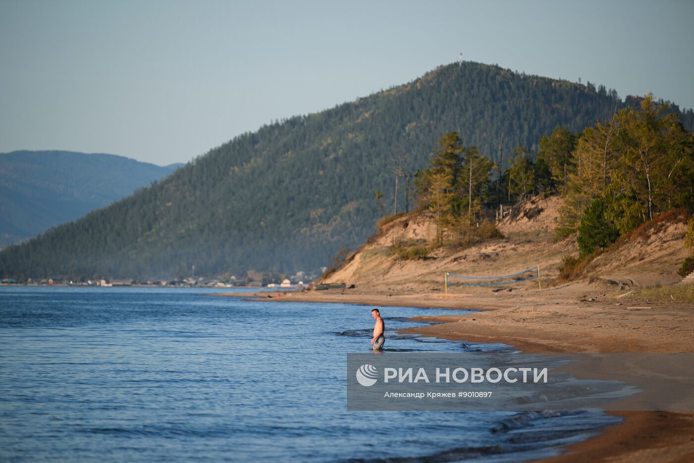 На Байкале ждут поправки в закон об охране озера