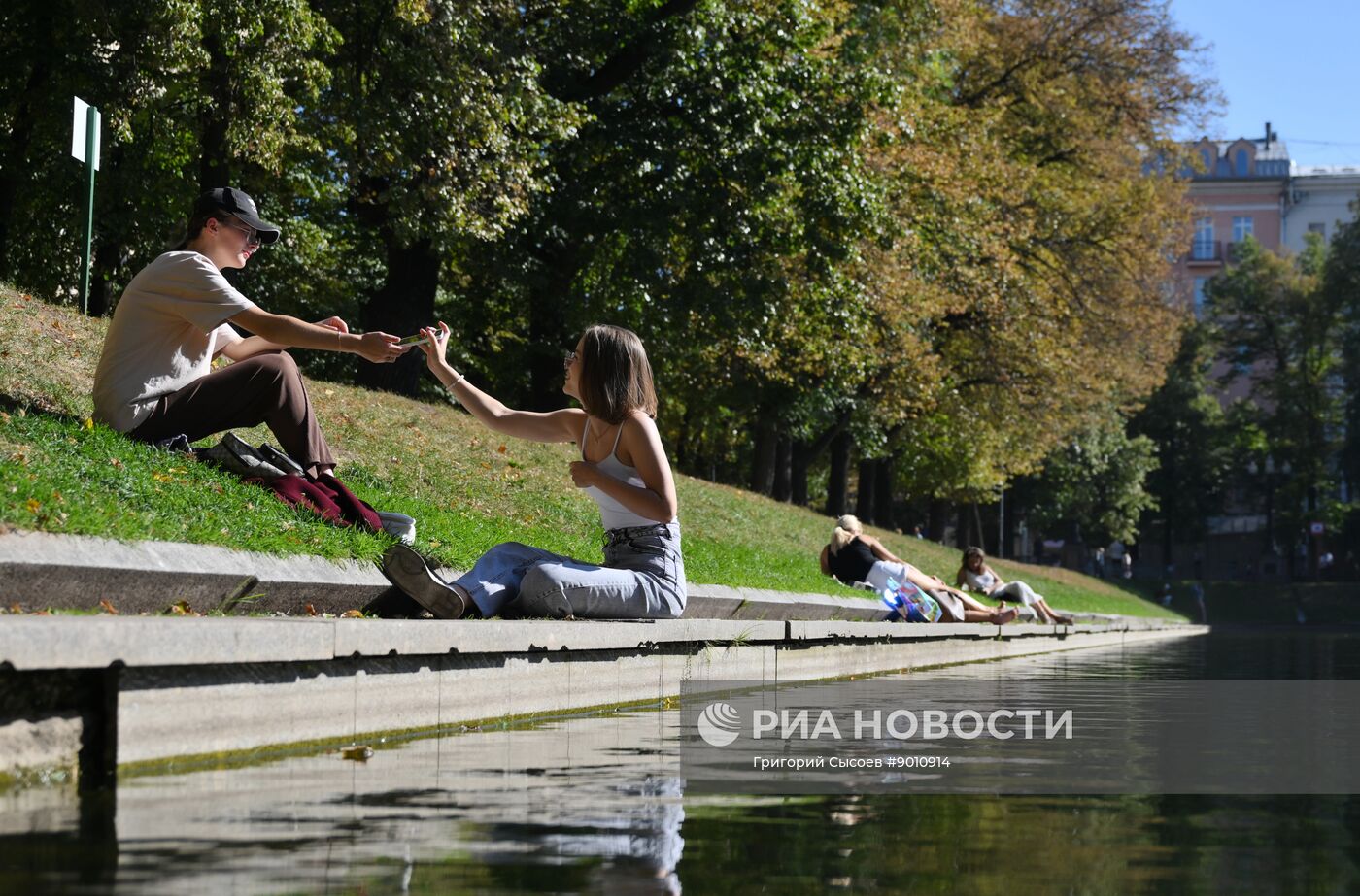 Теплая погода в Москве