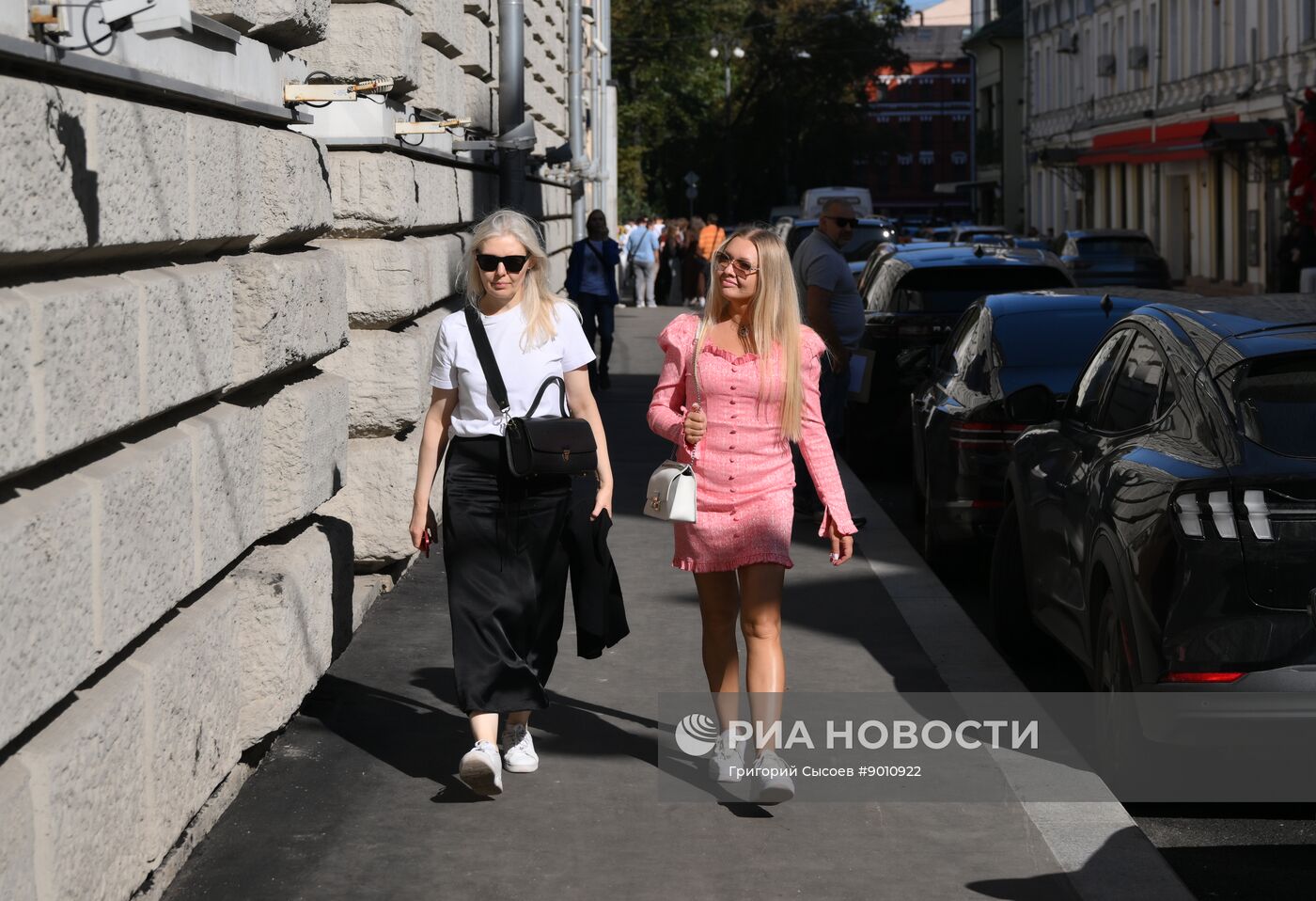 Теплая погода в Москве