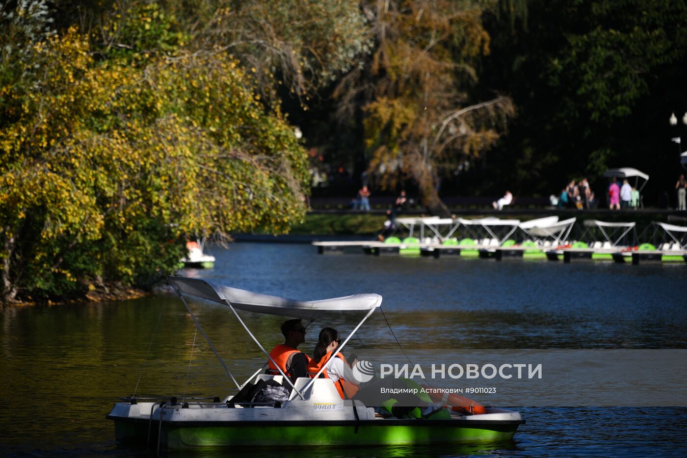 Теплая погода в Москве