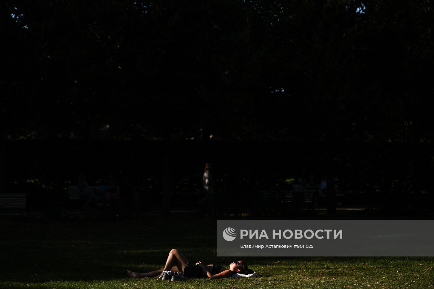 Теплая погода в Москве