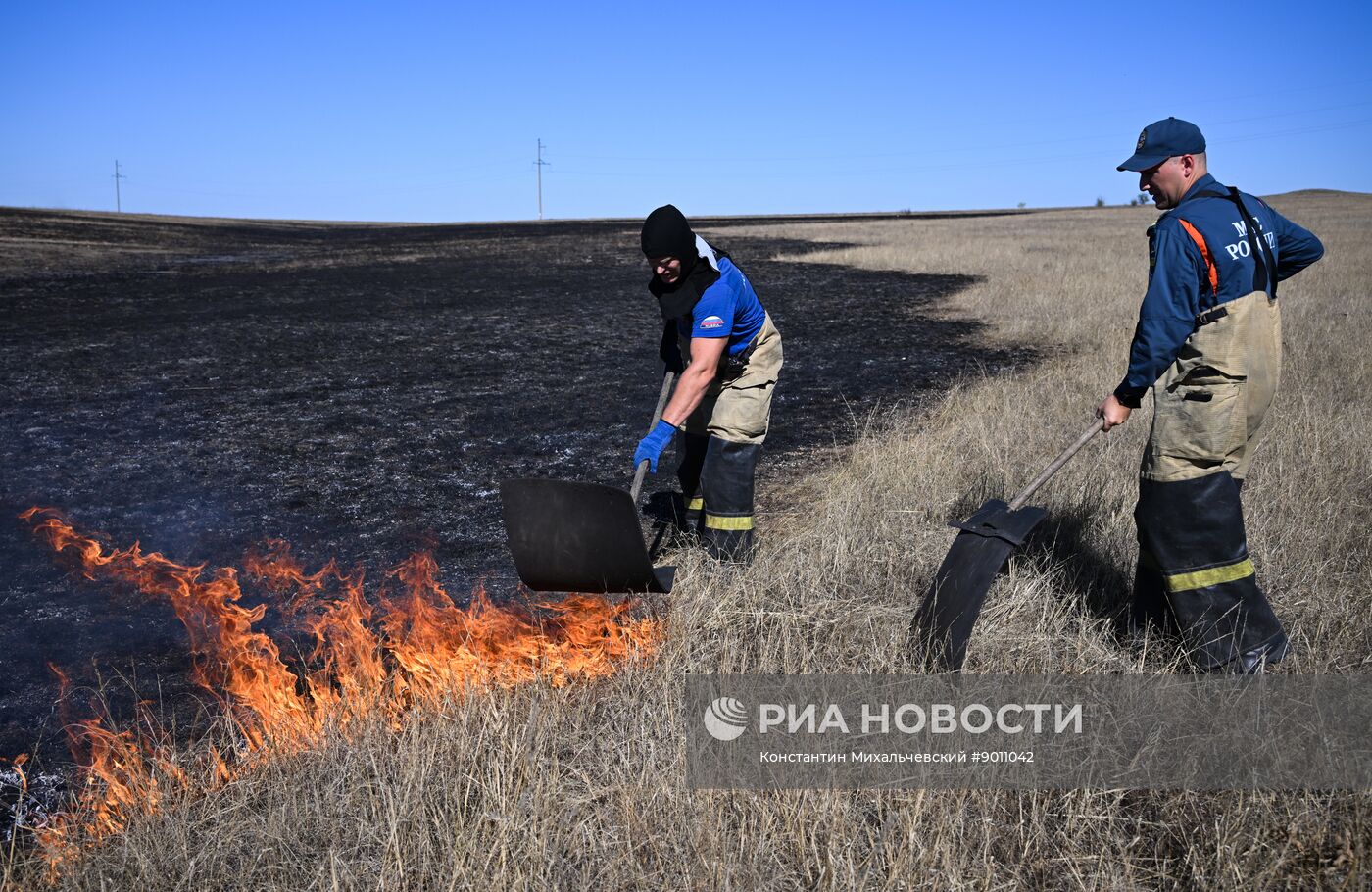 Ландшафтный пожар в Симферопольском районе Крыма