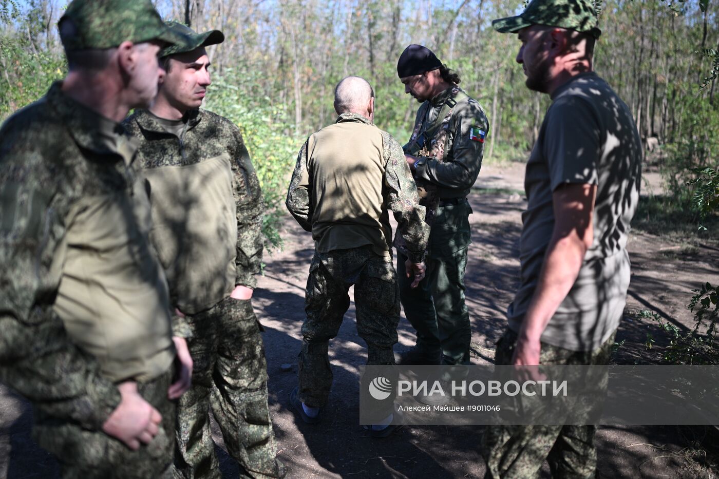 Священник Луганской епархии Сергий Ладик посетил штурмовиков группировки войск "Южная" в ЛНР