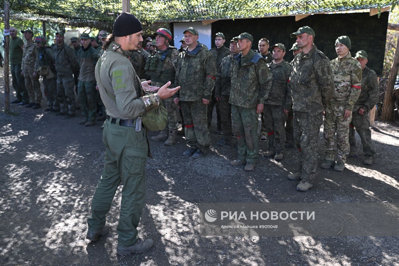 Священник Луганской епархии Сергий Ладик посетил штурмовиков группировки войск "Южная" в ЛНР