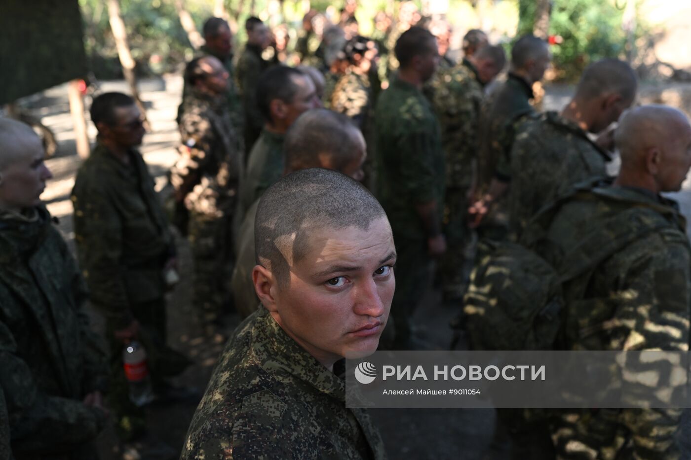 Священник Луганской епархии Сергий Ладик посетил штурмовиков группировки войск "Южная" в ЛНР