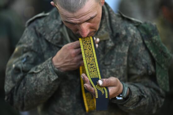 Священник Луганской епархии Сергий Ладик посетил штурмовиков группировки войск "Южная" в ЛНР
