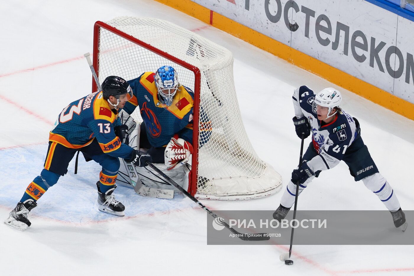 Хоккей. КХЛ. "Драконы" (Шанхай) – "Торпедо" (Нижний Новгород)