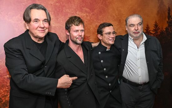 Премьера фильма "Август" в Москве