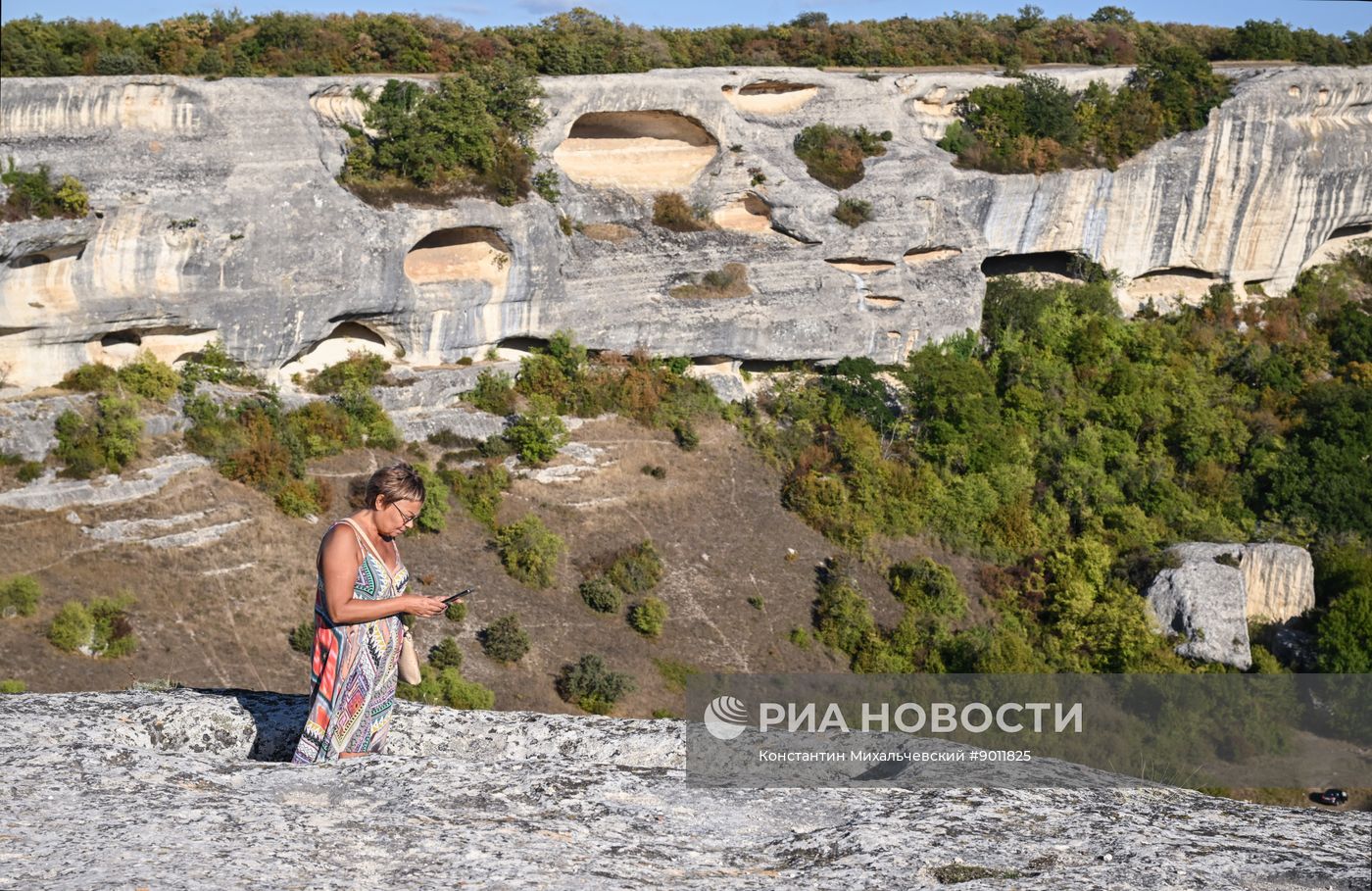 Пещерный город Эски-Кермен в Крыму