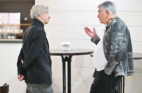 Сбор труппы театра "Мастерская П.Н. Фоменко"