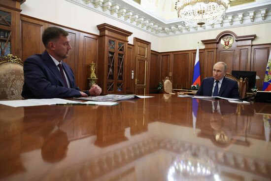 Встреча президента Владимира Путина с губернатором Запорожской области Евгением Балицким