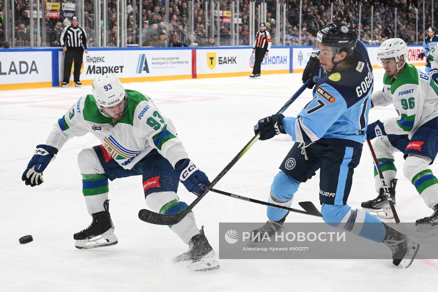 Хоккей. КХЛ. "Сибирь" (Новосибирск) - "Салават Юлаев" (Уфа)