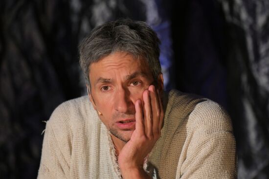 Моноспектакль Григория Антипенко "Старик и море"