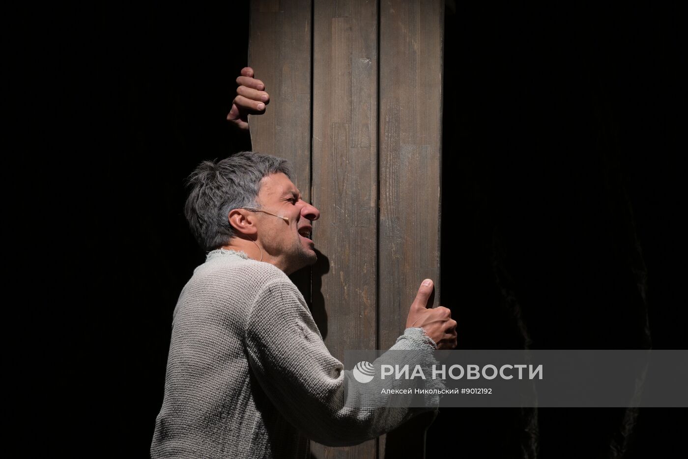 Моноспектакль Григория Антипенко "Старик и море"