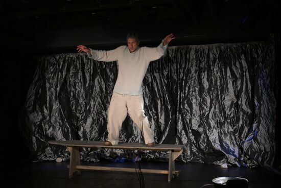 Моноспектакль Григория Антипенко "Старик и море"