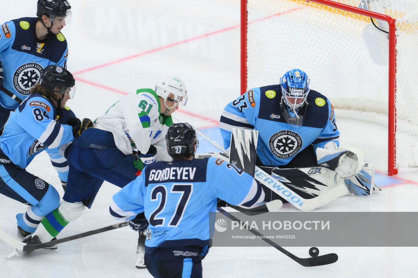 Хоккей. КХЛ. "Сибирь" (Новосибирск) - "Салават Юлаев" (Уфа)