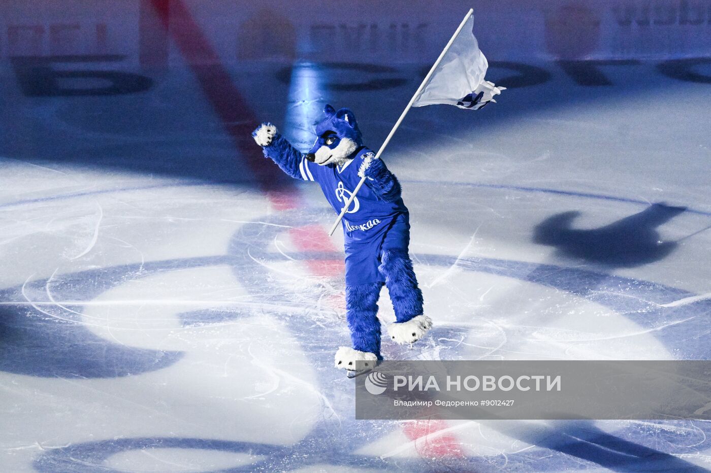 Хоккей. КХЛ. "Динамо М" (Москва) - "Драконы" (Шанхай)