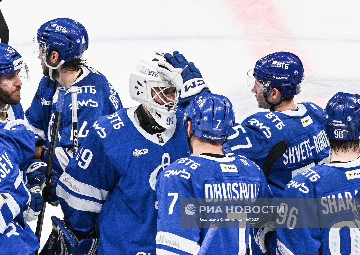 Хоккей. КХЛ. "Динамо М" (Москва) - "Драконы" (Шанхай)
