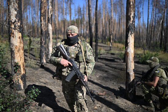 Боевое слаживание бойцов батальона "Каштана" спецназа "Ахмат" в зоне СВО